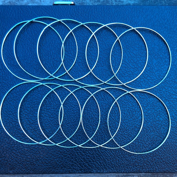 Set of 12 Bangles - Picture 4 of 4